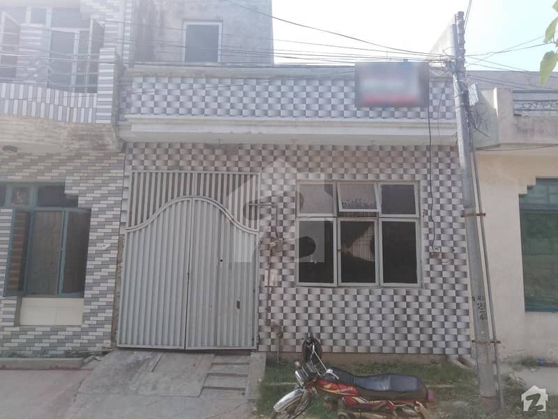 Single Storey Owner Built House Is Available For Sale