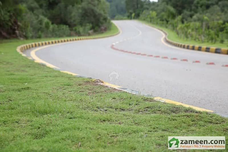 10 Marla Plots For Sale In Murree Resorts With 4500 Feet Height From Above Sea Level