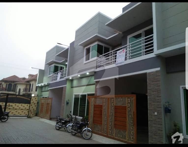 House Available For Sale On Link Kashmir Road