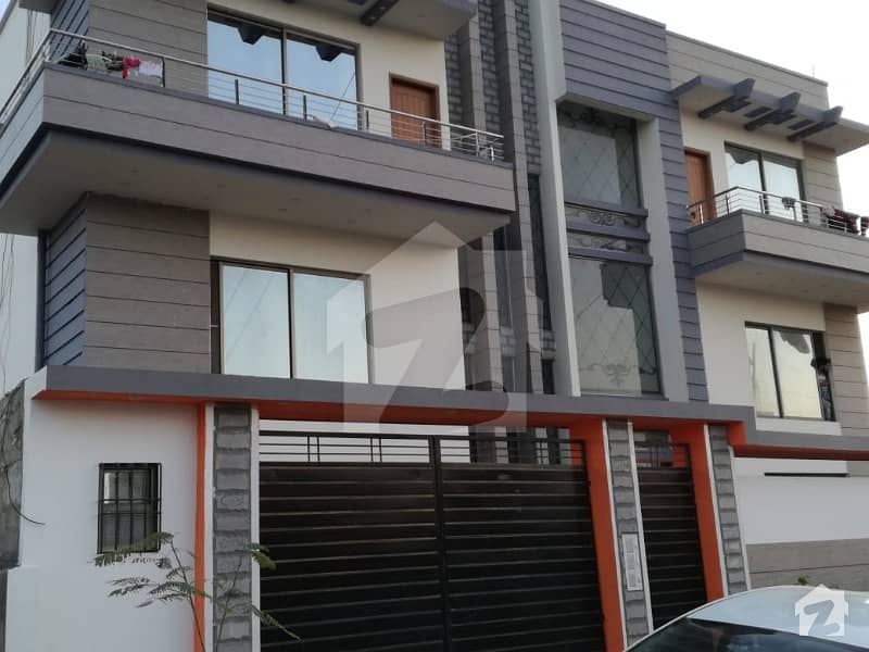 600 Yards 10 Bedrooms Multifamily House For Sale