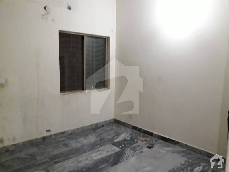 2bedroom independence unit is available for rent in empress Road lahore