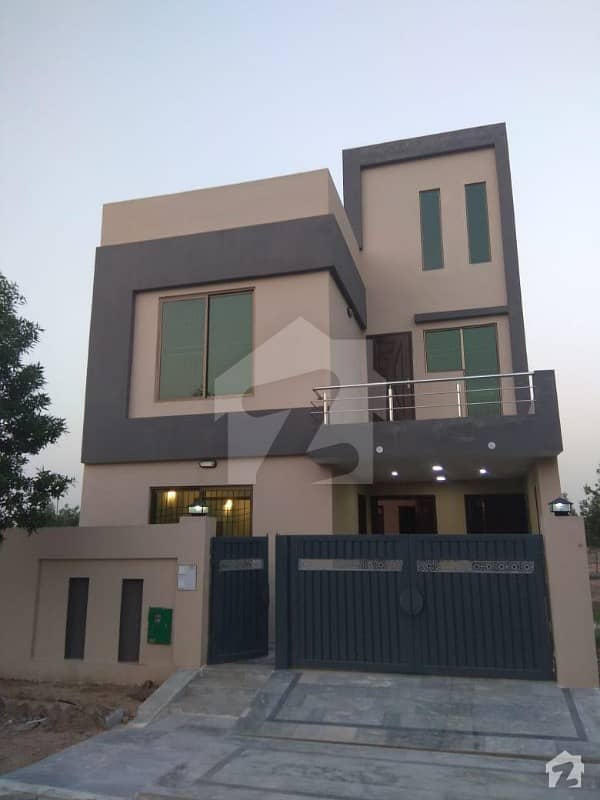 5 Marla Beautiful Brand New House For Sale