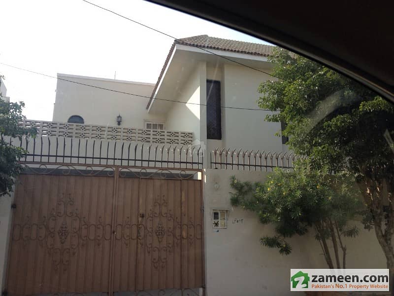 500 Yards Charming Bungalow Upper Portion For Rent In DHA Phase 4