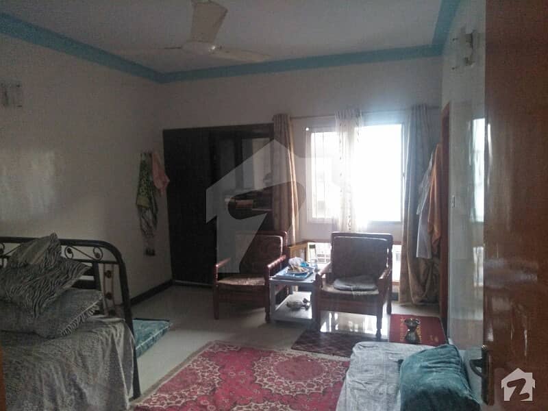 Flat For Sale In GulshanEIqbal Block 16 Near Baitul Mukaram Masjid