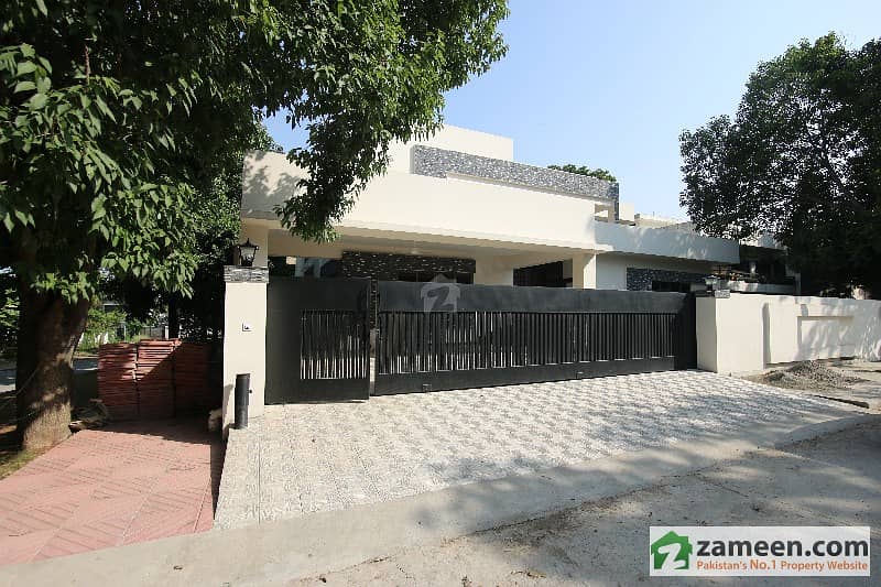 Beautiful 888 Sq. Yard House For Sale In Sector F-7 Islamabad