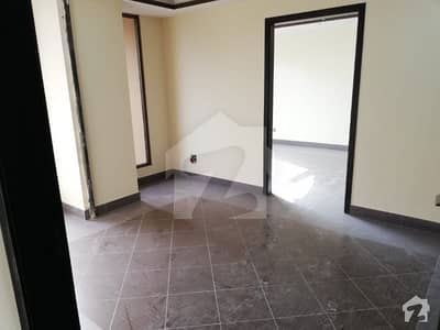 1 Bed Unfurnished 500 sq feet Apartment For Rent 1 Bed Unfurnished 500 sq feet Apartment For Rent