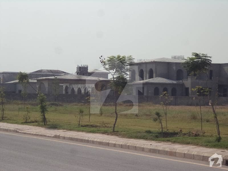 1 Kanal 50x90 Plot available on installments without down payment