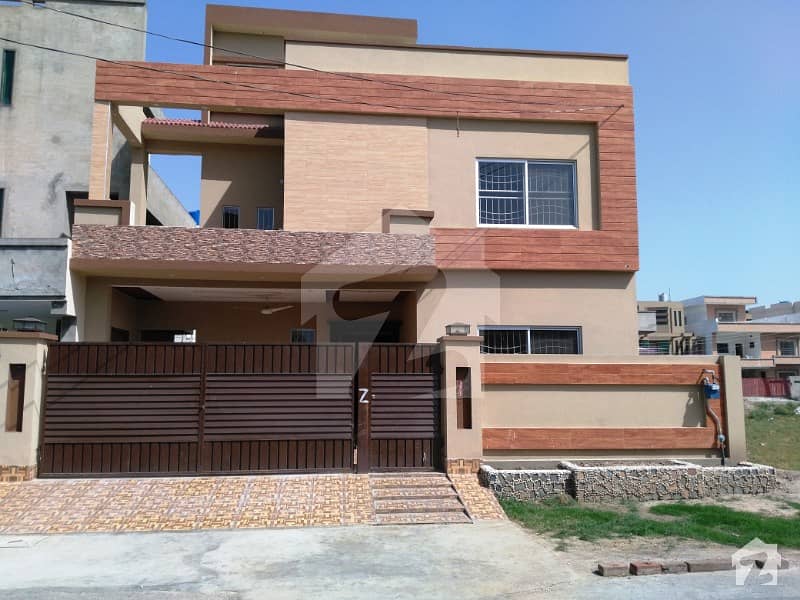 10 Marla House For Sale In Wapda Town Lahore