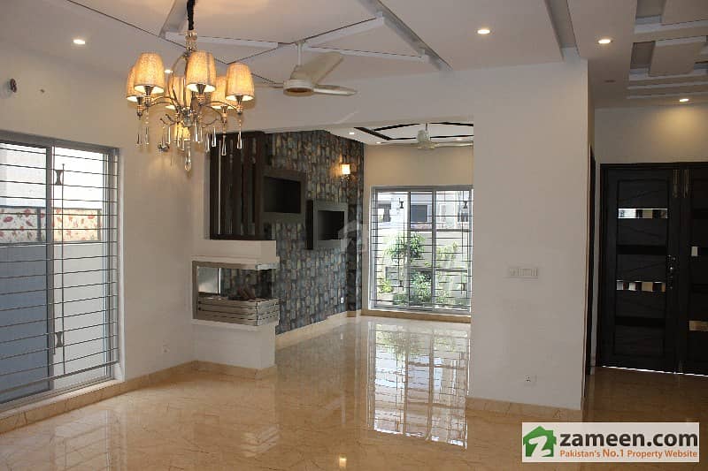 10 Marla Corner Double Unit Elegant Designer Bungalow Near Park And Masjid For Sale