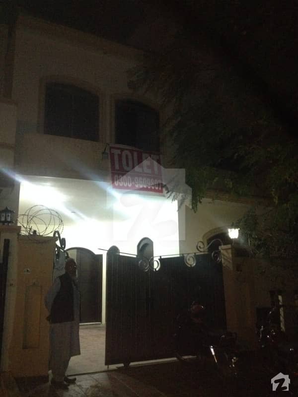 Full House Available For Rent  In E-11/2 Islamabad