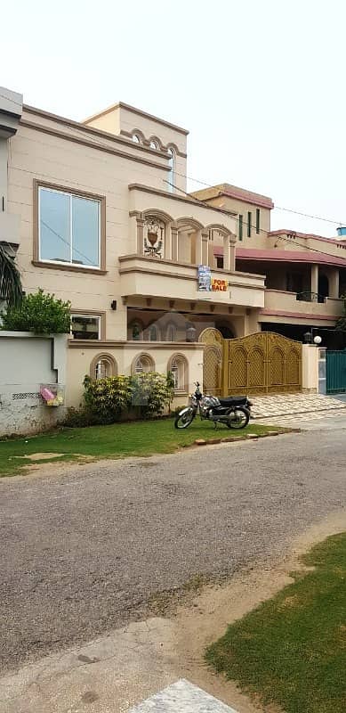 Wapda Town F2 Block 10 Marla Spanish Brand New Fabulous Bungalow For Sale