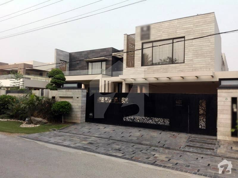 02 Kanal Ultra Moderan Designed Fully Furnished House For Sale In Phase 2 Block R DHA Lahore