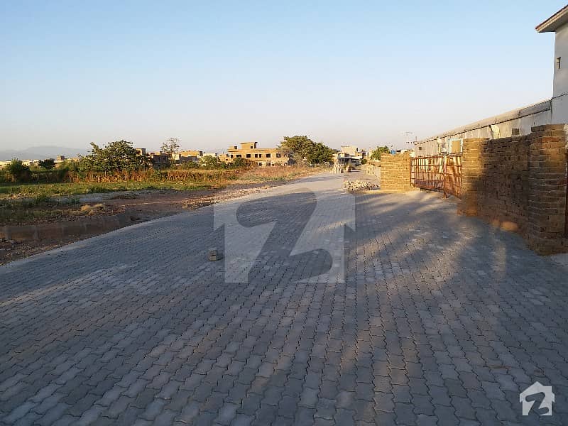 24 Kanal Commercial Plot On Islamabad Highway Best For Apartments
