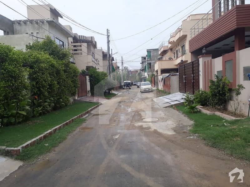 10 Marla Almost Brand New House In E1 Block Johar Town Near Jutt Chowk 10 Marla Almost Brand New House In E1 Block Johar Town Near Jutt Chowk