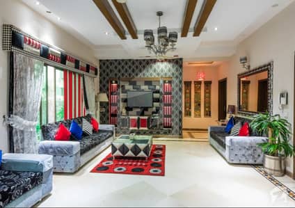 1 Kanal Near Jalal Sons Like Brand New Victorian Bungalow 1 Kanal Near Jalal Sons Like Brand New Victorian Bungalow