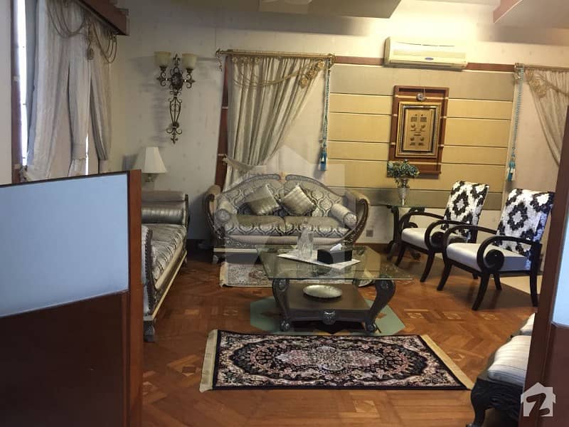 500 Sq Yard Bungalow Is Available For Sale Near Bay Emam Bargha
