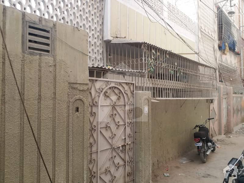 Demolish House is Available For Sale In North Karachi Sector 11B North