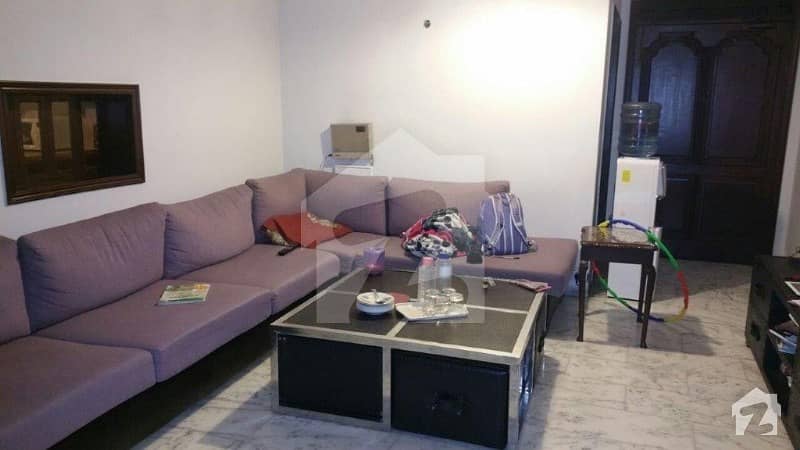 02 Kanal Used Self Constructed Bungalow Model Town Lahore