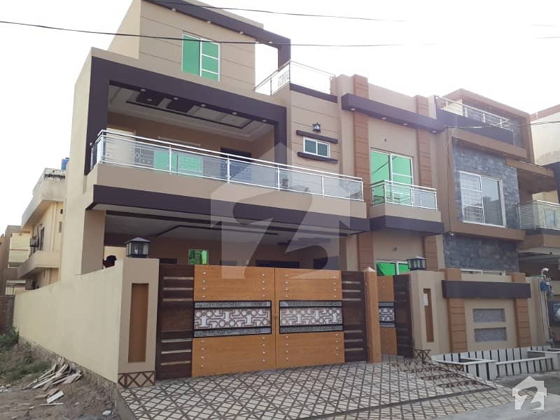 Wapda Town 10 Marla Newly Constructed House At A Very Peaceful Location Solid Construction