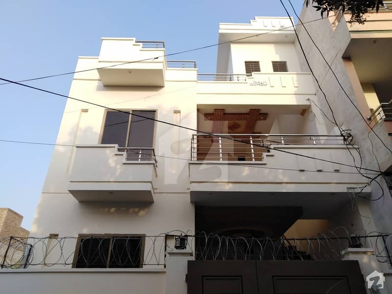 5 Marla Triple Storey House For Rent
