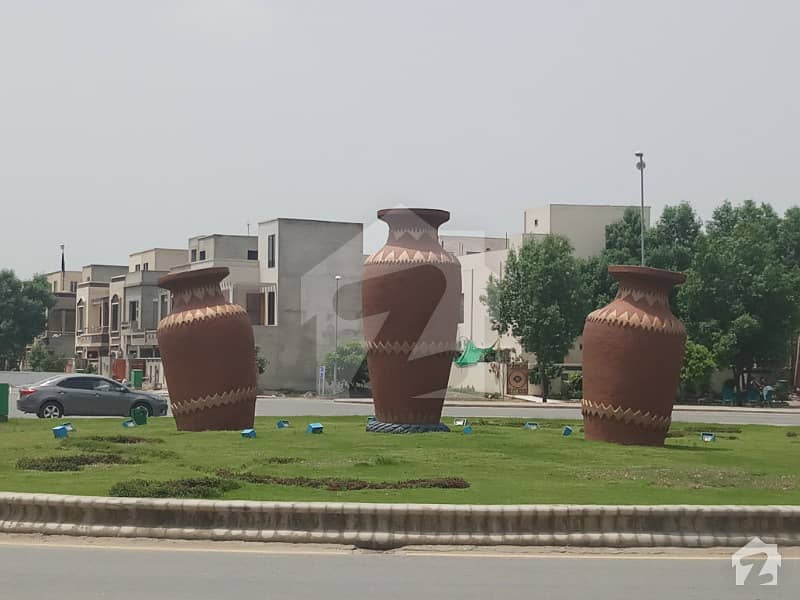 2 Marla Commercial Plot For Sale Near Surahi Chowk In Sector E Bahria Town