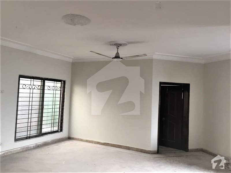 2 Kanal Double Storey Brand New Bungalow For School Or Office Gulberg 3