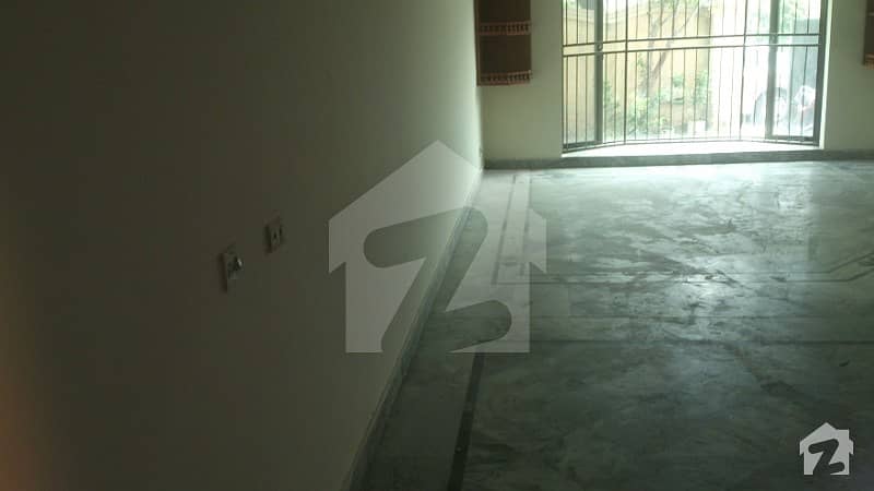 10 Marla Lower Portion For Rent In Wapda Town H3