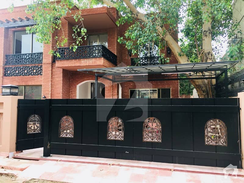 Cantt Master Piece Of Art 1 Kanal House For Sale Top Designer Royal Class Palace Like Diamond