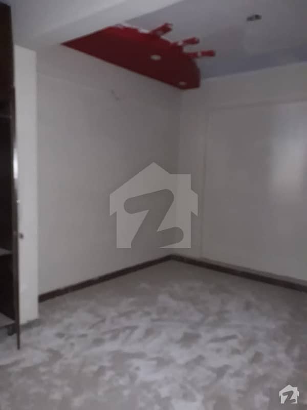 4 Bed D/D 2nd Floor Lift Basement New Parking Block 10A Gulshan Karachi