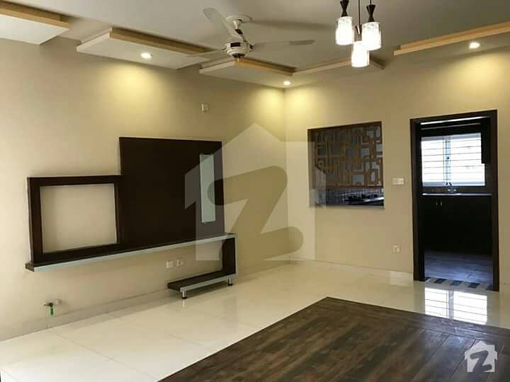 1 kanal upper nd ground floor for rent in bahria town face 1