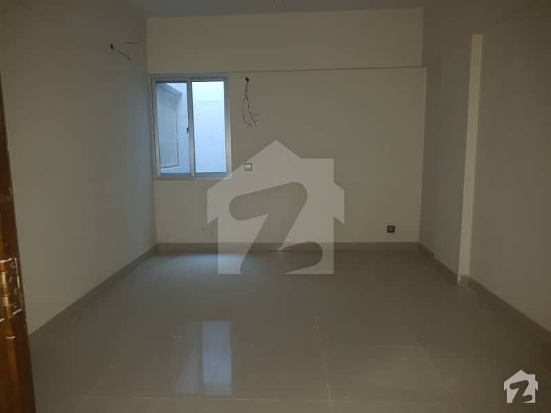 Flat 3 Bedrooms Attached Bath 2nd Floor With Roof Brand New In Catholic Colony