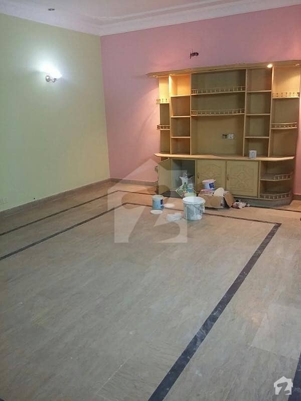 1 Kanal Stunning Single Storey House For Rent In Gulshan-e-Lahore