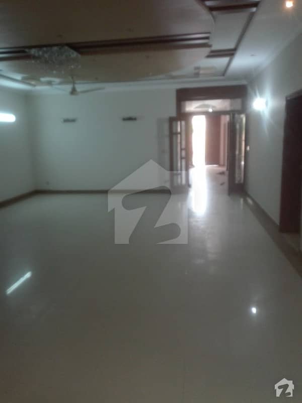 10 Kanal Full Building For Rent In Canal Garden Lahore