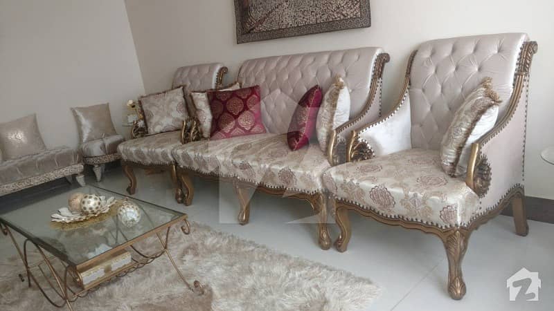 Luxury 03 Beds Flat For Sale