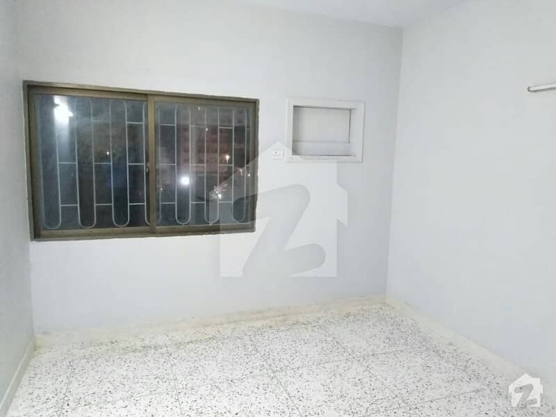 3 Bed Dd 1600 Sq Feet Apartment For Sale In Pechs Block 2