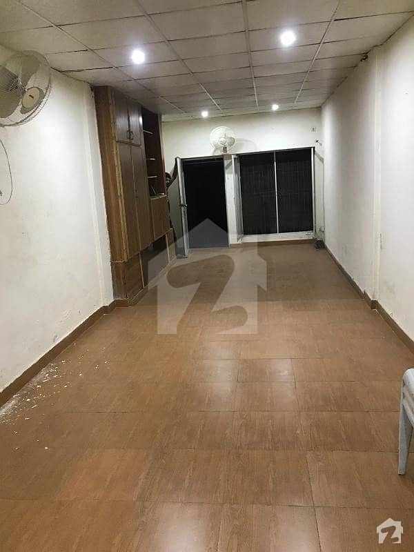 Separate Single Room Attach Washroom For Rent In Muslim Town Muslim