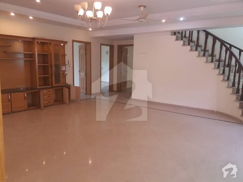 10 Bedroom House For Rent In F-7 4000$