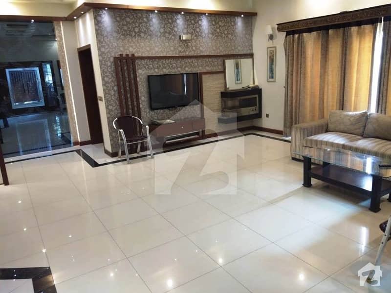 1 Kanal Slightly Used Beautiful Royal Design Spanish Modern Luxury Bungalow For Rent In Dha Phase V