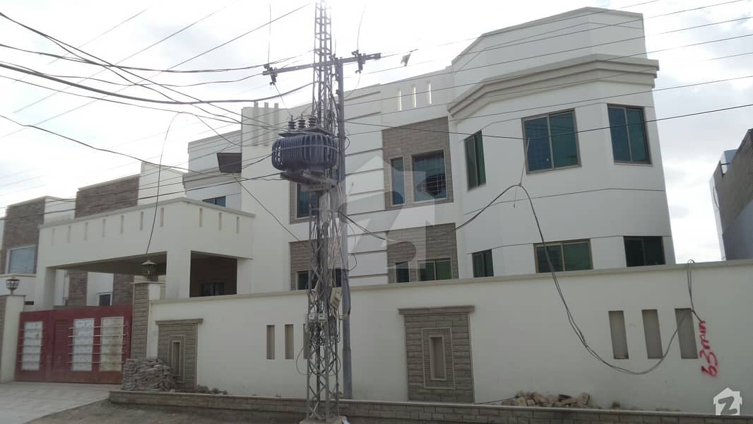 Luxurious Bungalow For Sale At DHA Survey 31