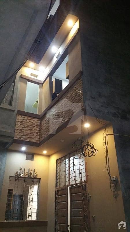 2. 33 Marla Triple Storey House For Sale