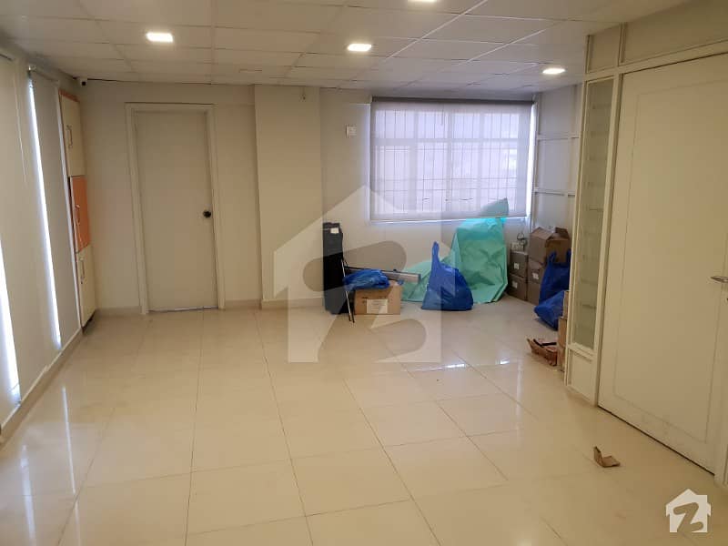 Office Available Fo r Rent In Bukhari Commercial