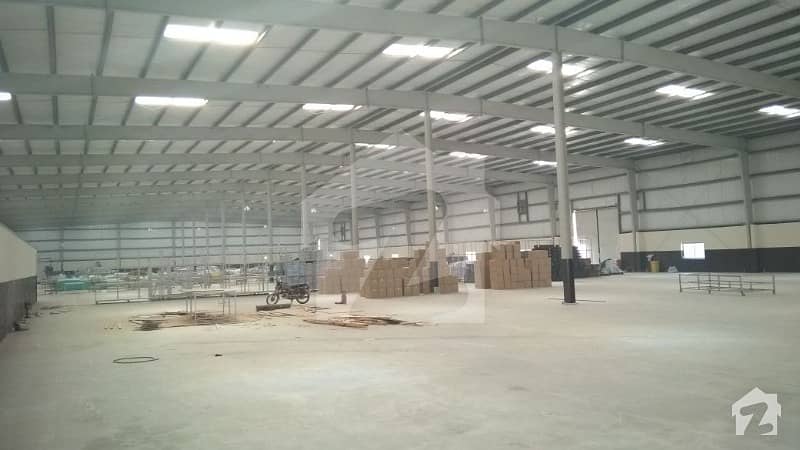 35000 Square Feet Covered Warehouse For Big Storage At Jhang Road