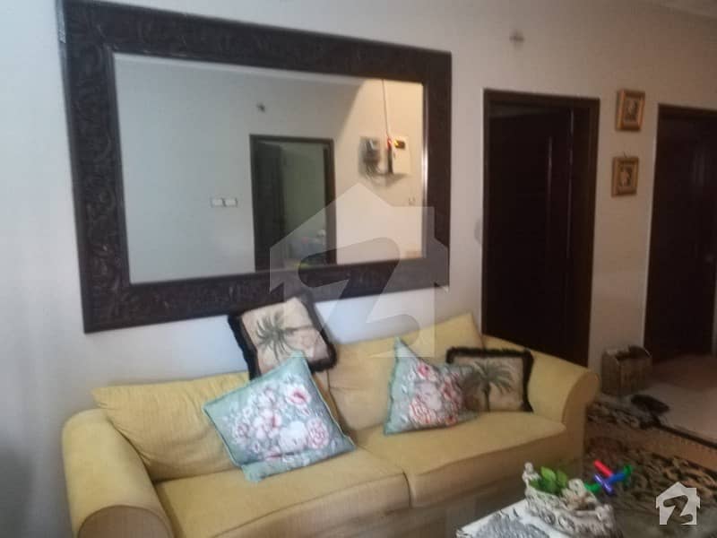 کلفٹن ۔ بلاک 2 کلفٹن کراچی میں 4 کمروں کا 10 مرلہ مکان 7 کروڑ میں برائے فروخت۔
