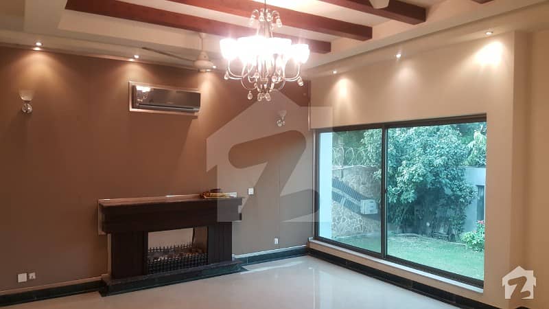 25 Marla Slightly Used Royal Class Luxury House For Sale At Cheap Price In Dha Phase 5