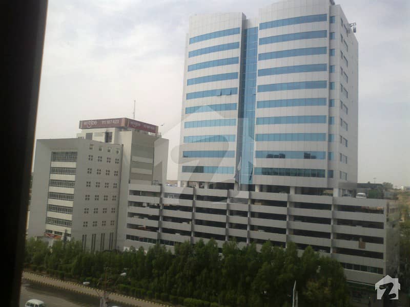 Semi Furnished 1565 Sqft Office On Rent In Parsa Tower Shahrah E Faisal