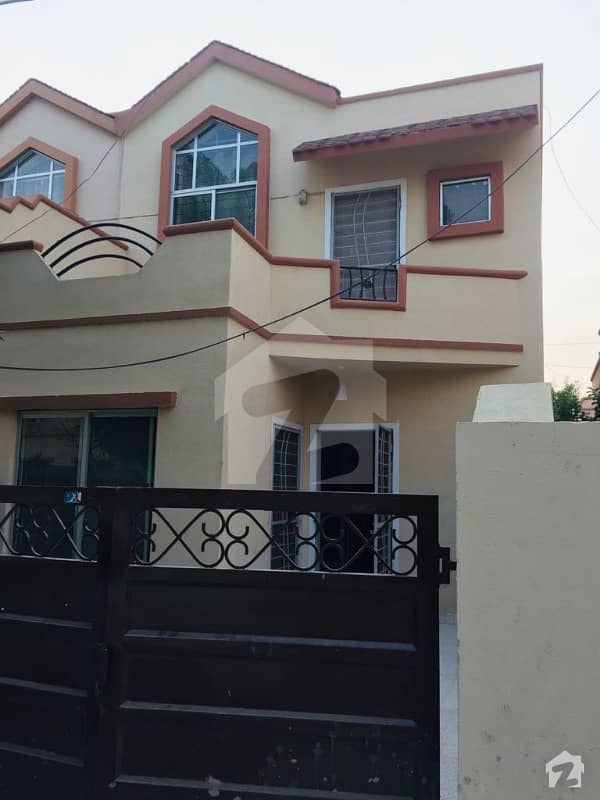 House Is Available For Sale In Eden Abad 4. 5 Marla Near Ring Road Lahore