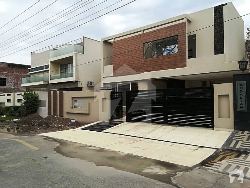 22 Marla Modern Architect Brand New Luxury Designer Bungalow Is For Sale