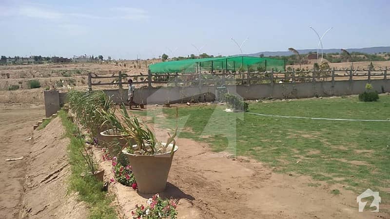 Agriculture land on Installments Grow and live at the same place