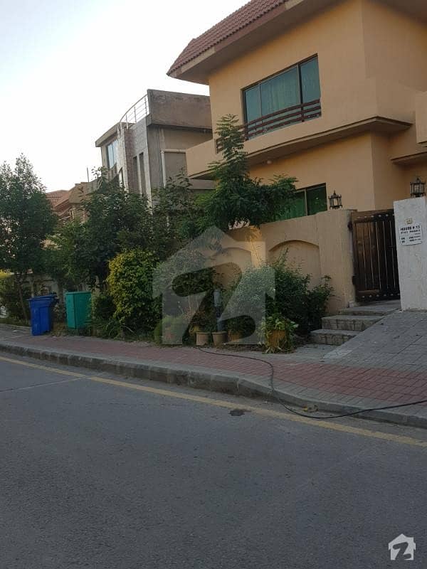 Basement 3 Bedrooms For Rent Bahria Town Phase 2, Bahria Town