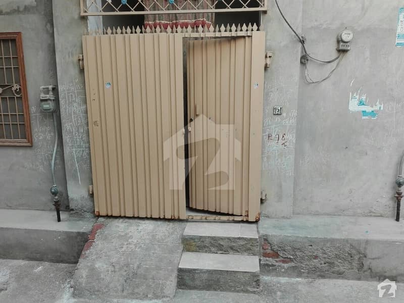 House Is Up For Sale In Madina Town Aslam Ganj
